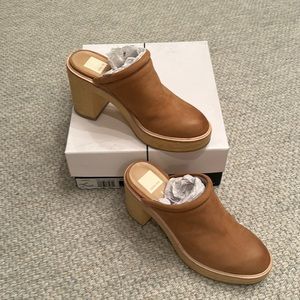 Dolce Vita Camden Clogs